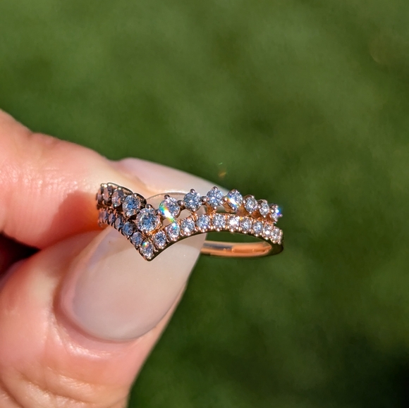 14K Rose Gold Double Row Diamond V Curve Ring Band - Picture 3 of 9